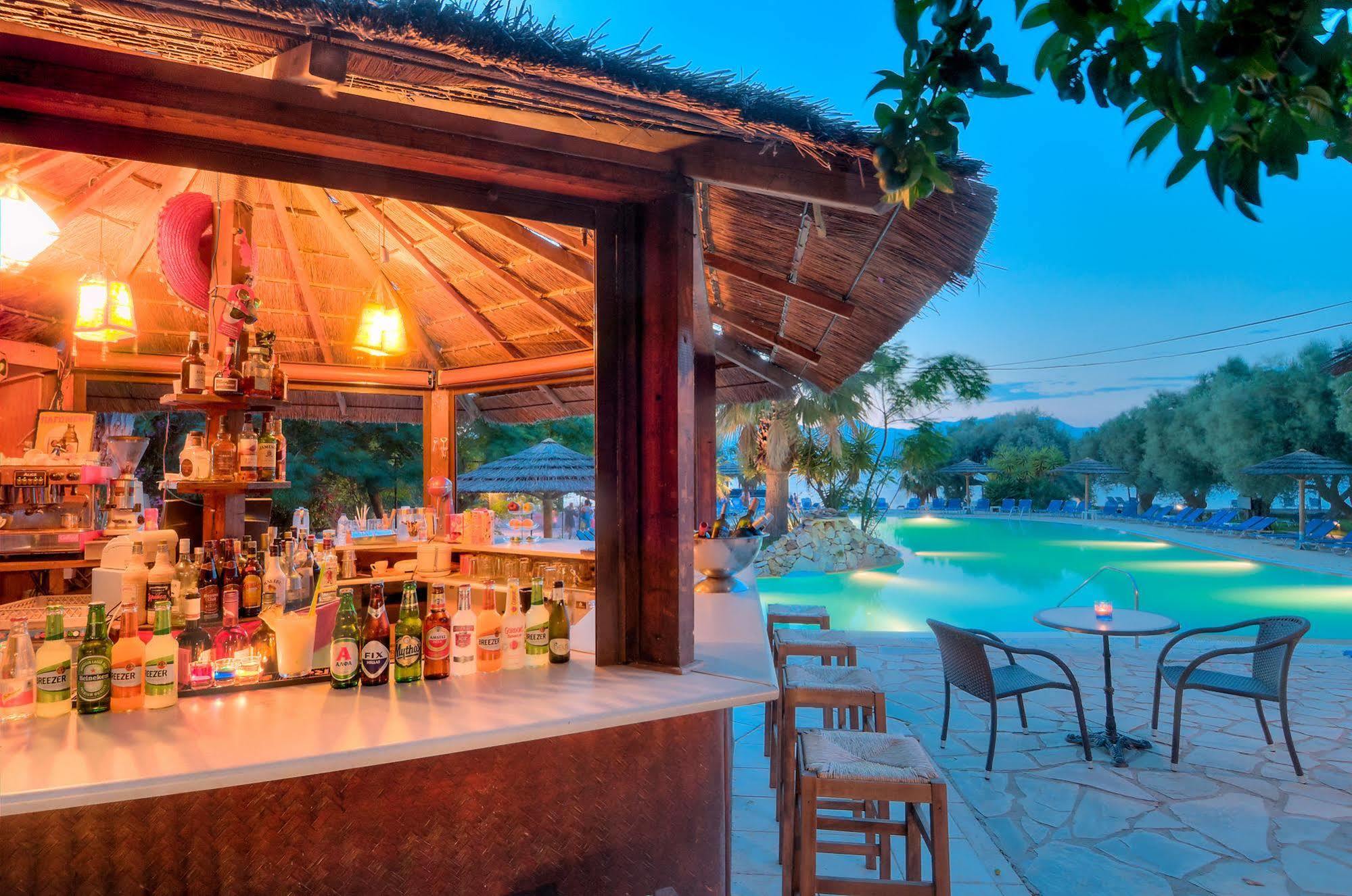 Florida Blue Bay Resort & Spa Псатопиргос Екстериор снимка